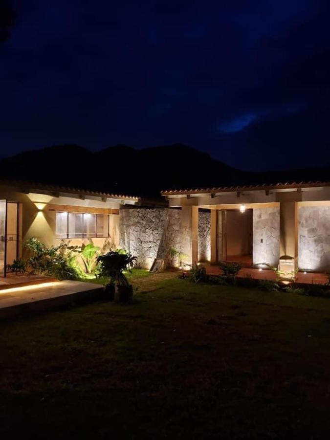 Hostal Villa Quieta Tepoztlán Dış mekan fotoğraf